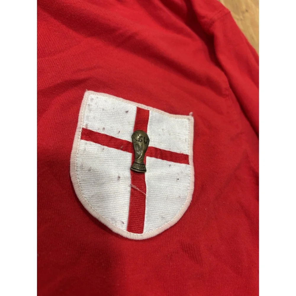 Vintage France 98 World Cup Official Licensed Red T-Shirt Small England Badge